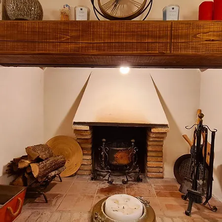 Casa vacanze La Terrazza, Historic Tuscan Stone With Garden&terrace In Cetona